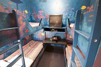 Hotel Express By Canad 3*